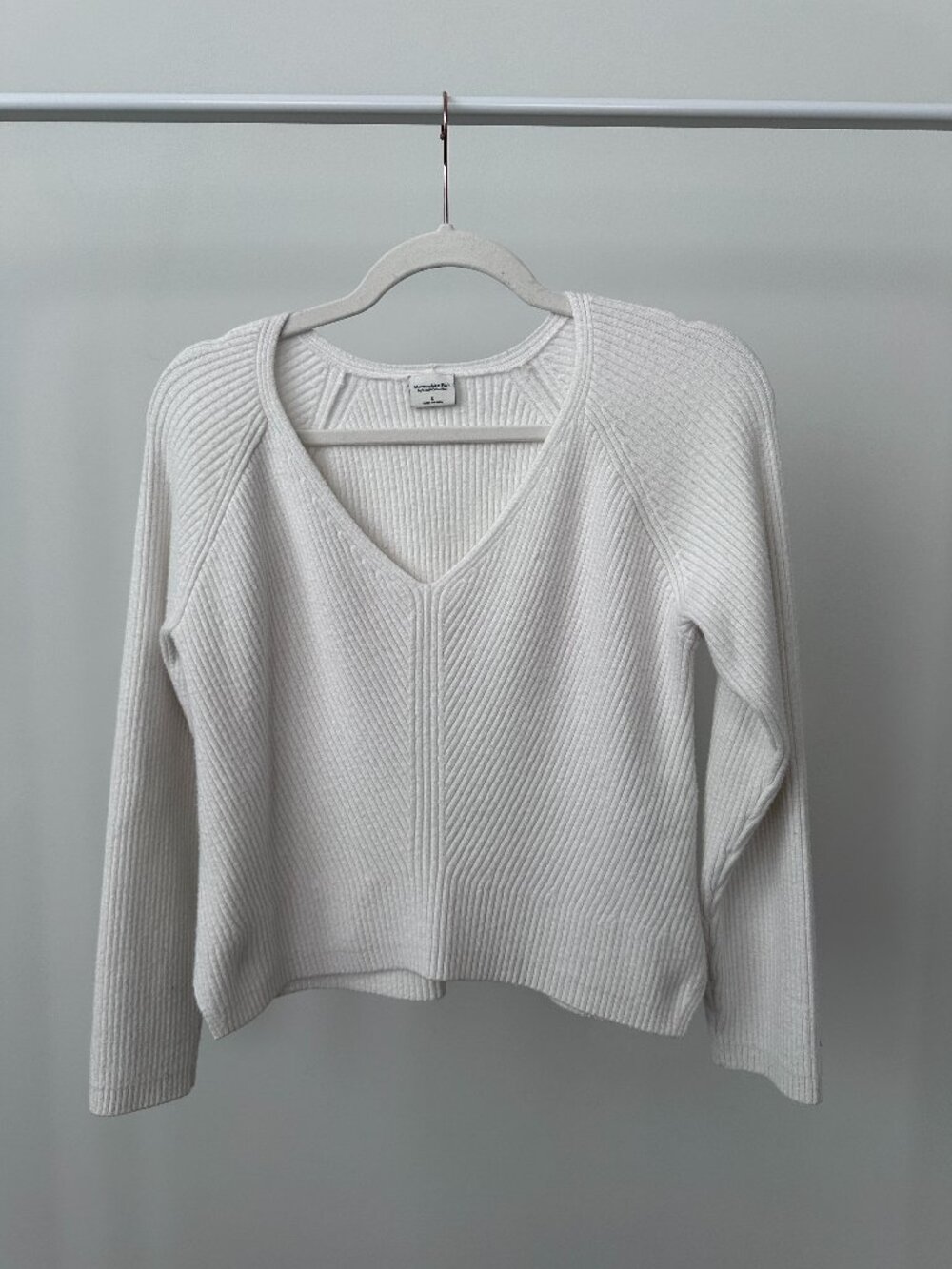 Abercrombie & Fitch Sweater Cream Small